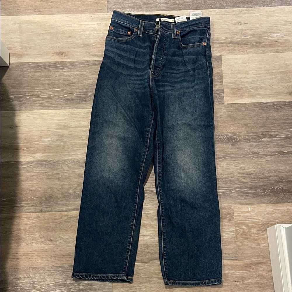 Levi’s Ribcage Straight Jeans